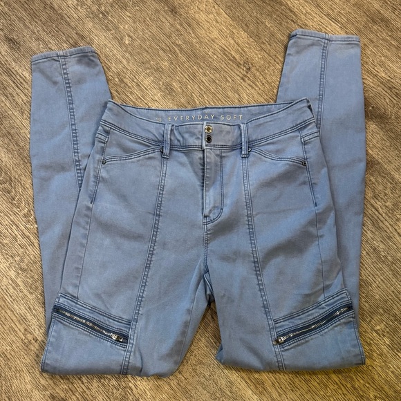 WHBM Everyday Soft High-Rise Skinny Jean - Picture 1 of 13